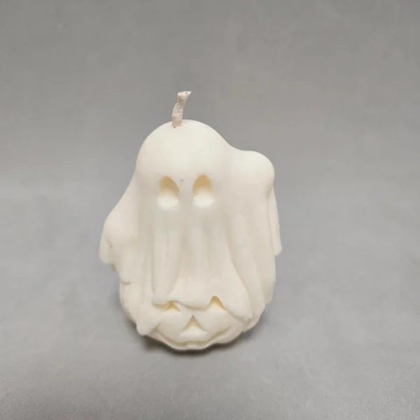 Fantasma, halloween Vela de soja natural en forma de fantasma.