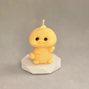 Vela en forma de patito con base de resina ecológica incluida de Saycrea en Tenerife